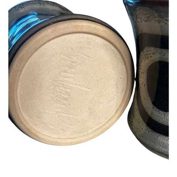 Handmade Pottery Mugs by Brandee Ross Signed Galaxy Black & Sand "Circles" pair - Picture 7 of 7